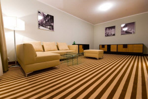 POZNANSKI viesnīcas Polijā Poznaņ apartamenti restorānu pasākumi